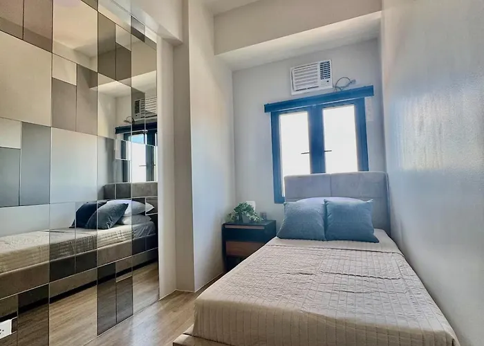 2br Qc Furnished W 300mbps Net Free Pool Use Manila